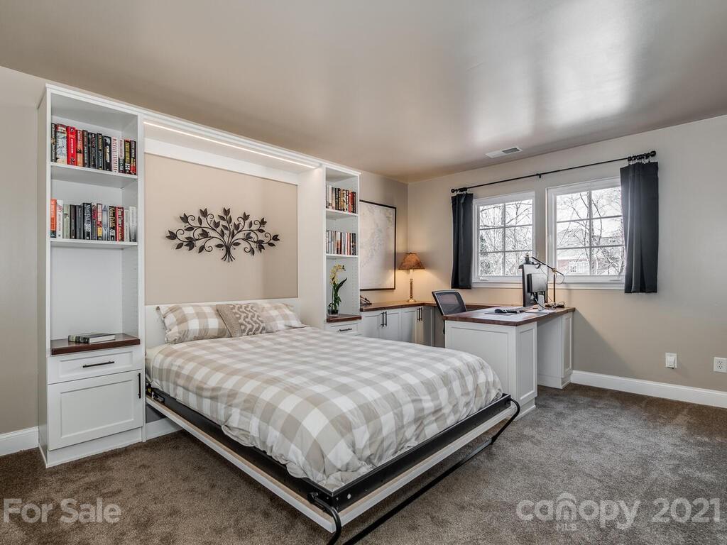 10224 Berkeley Pond Drive Charlotte NC 28277