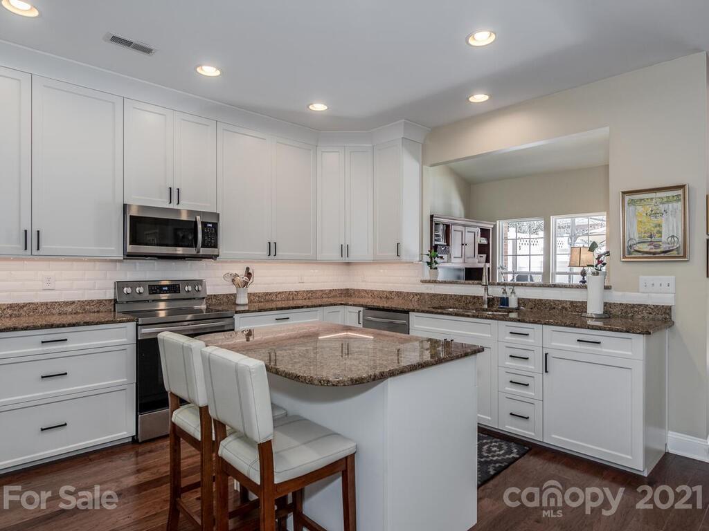 10224 Berkeley Pond Drive Charlotte NC 28277
