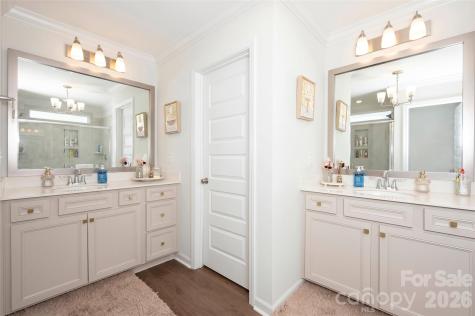 6249 Finch Meadow Court Clemmons NC 27012