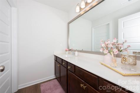 6249 Finch Meadow Court Clemmons NC 27012