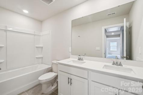 2452 Chartwell Street Stanley NC 28164