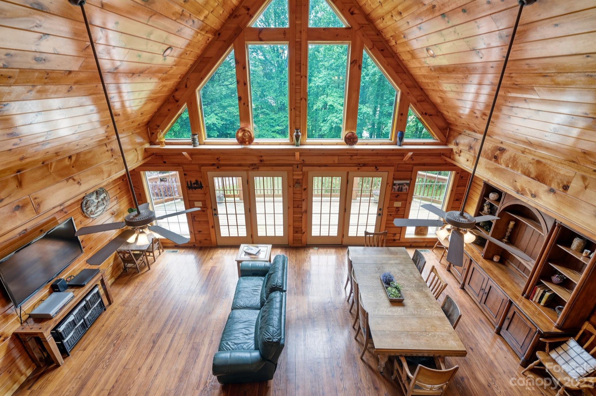 16 N Foothills Drive Mills River NC 28759