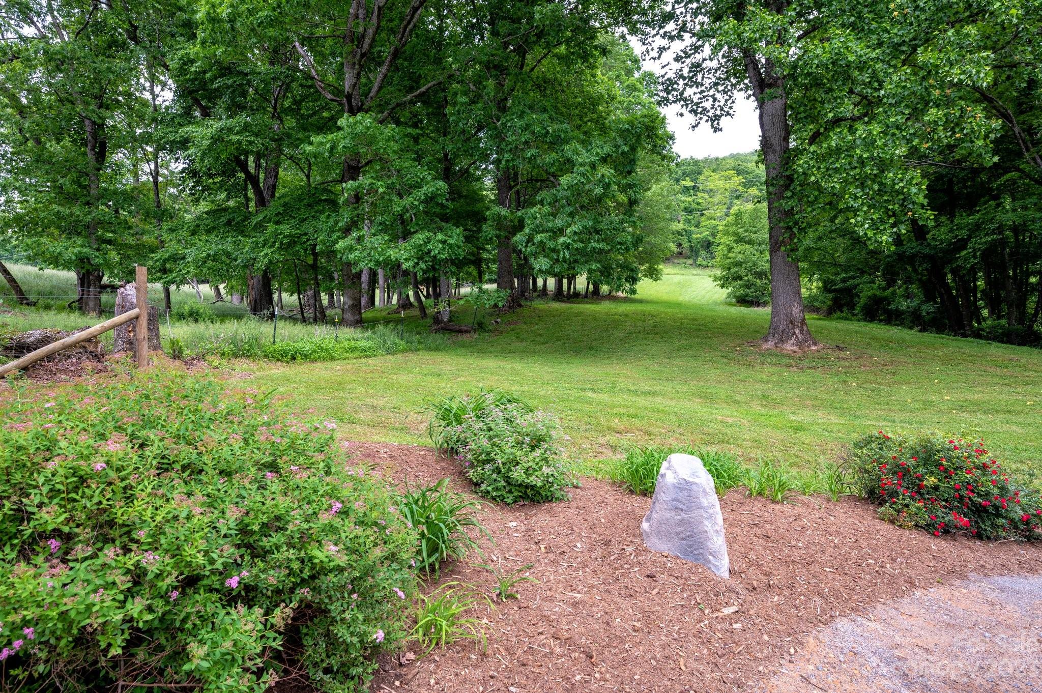 16 N Foothills Drive Mills River NC 28759
