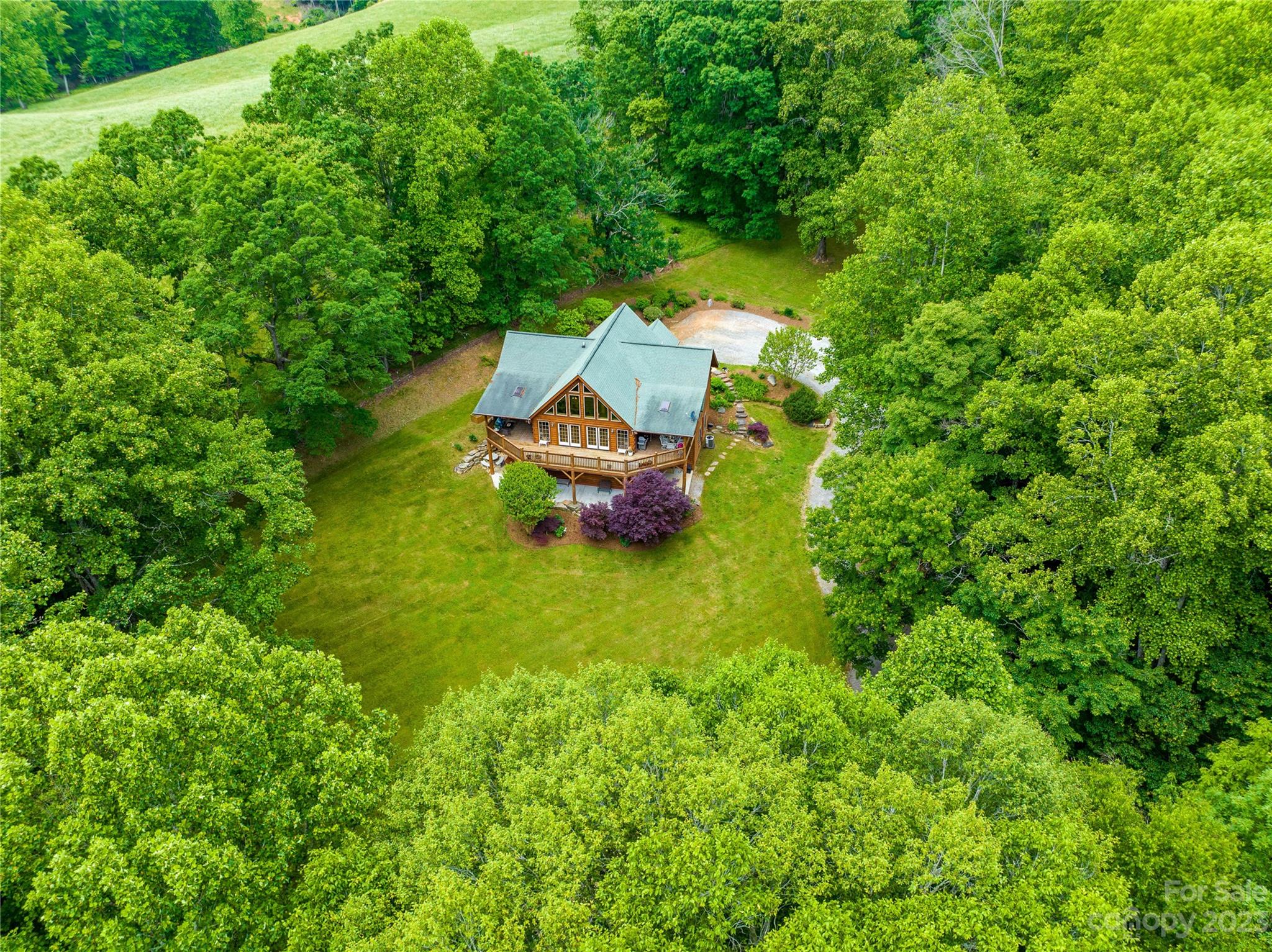 16 N Foothills Drive Mills River NC 28759