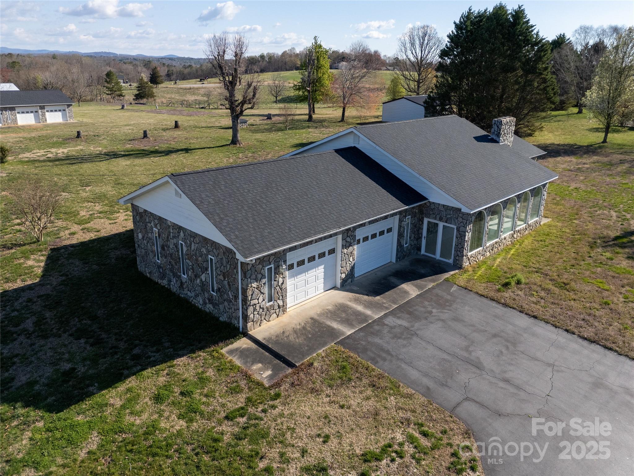 2022 Friendship Church Road Taylorsville NC 28681