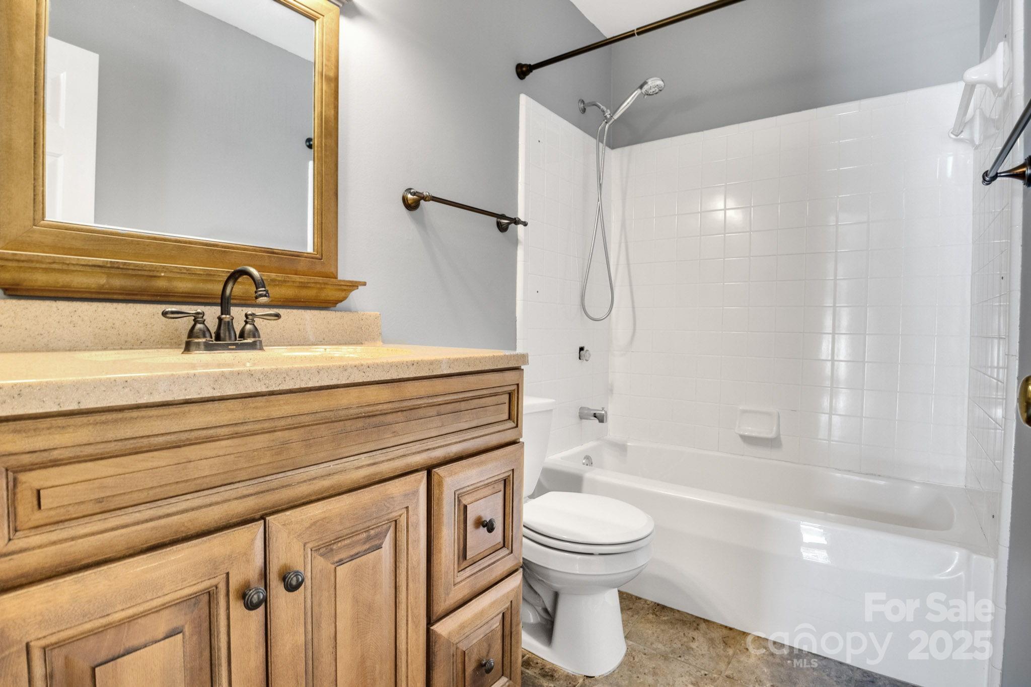 1012 Thorncrest Drive Fletcher NC 28732