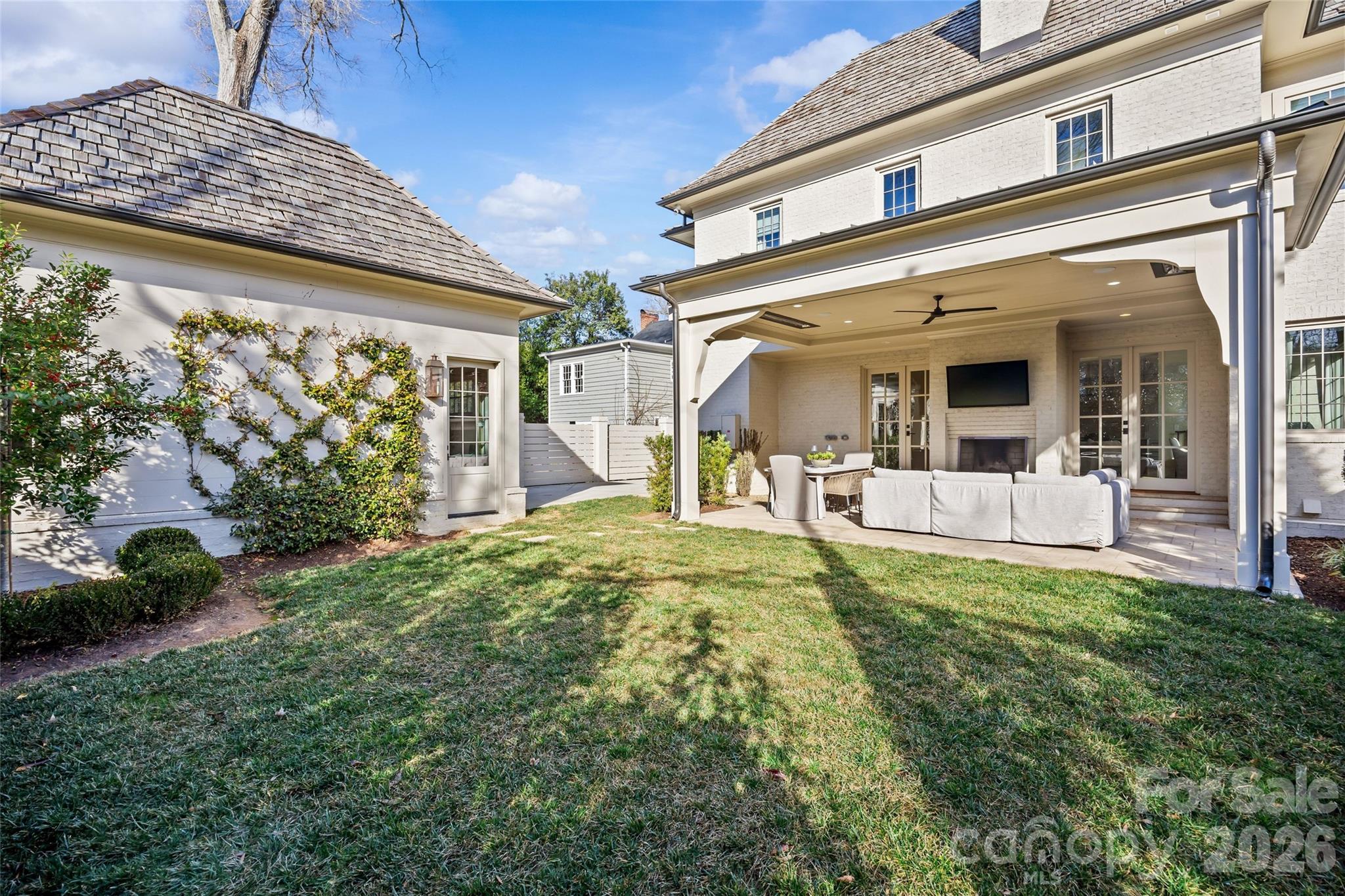 1320 Biltmore Drive Charlotte NC 28207