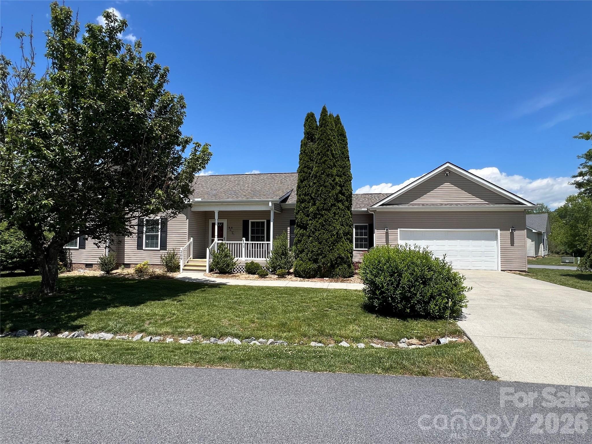 209 Beechnut Drive Hendersonville NC 28739