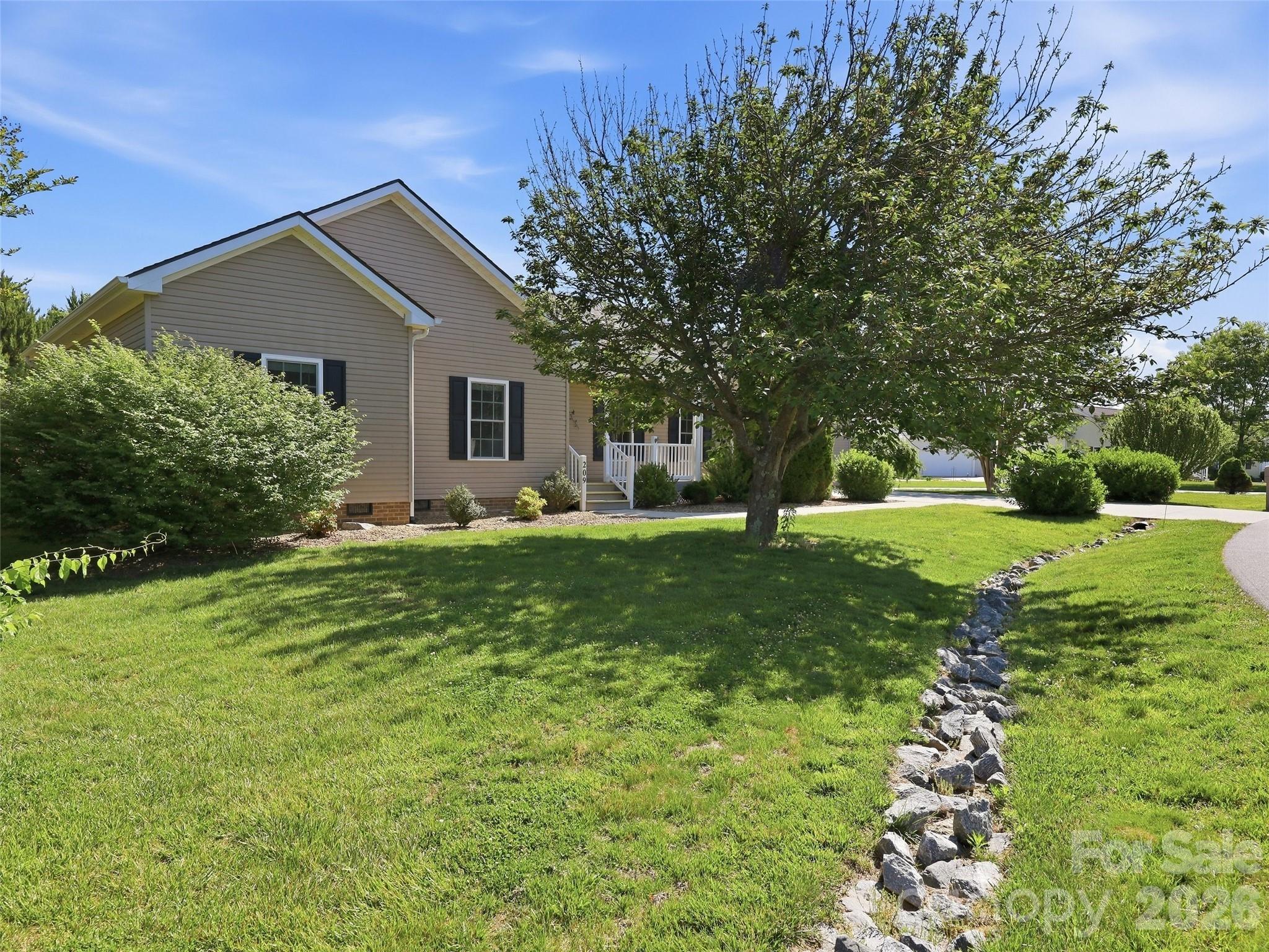 209 Beechnut Drive Hendersonville NC 28739