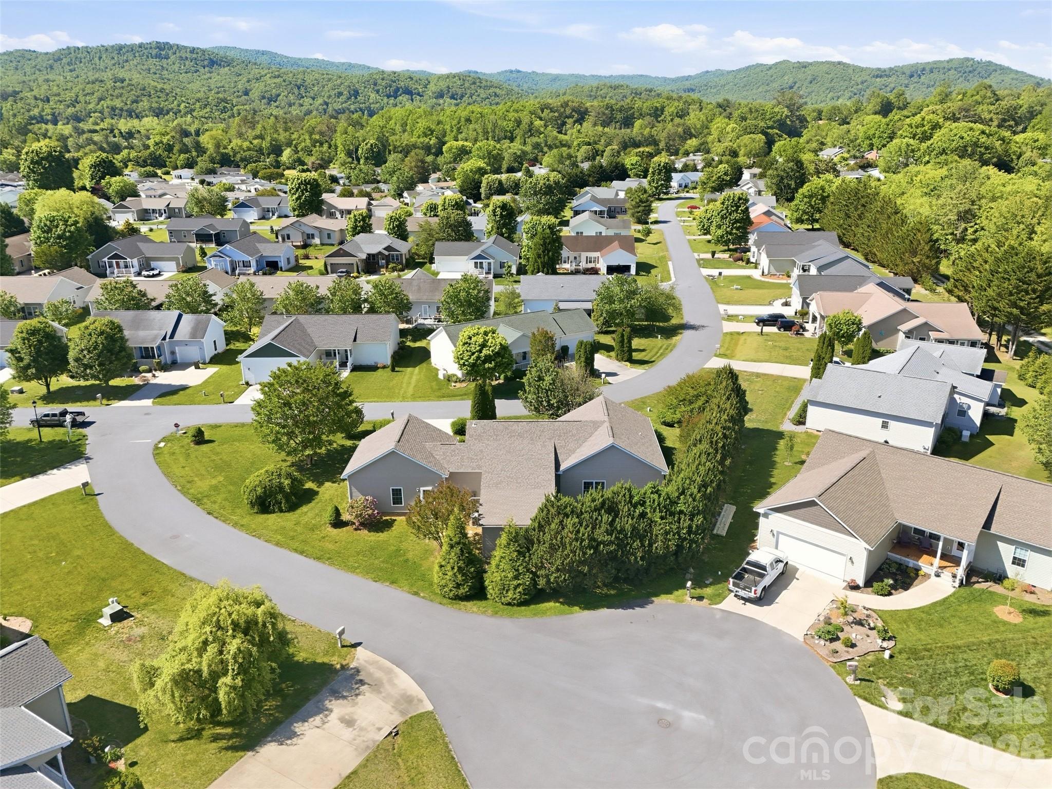 209 Beechnut Drive Hendersonville NC 28739