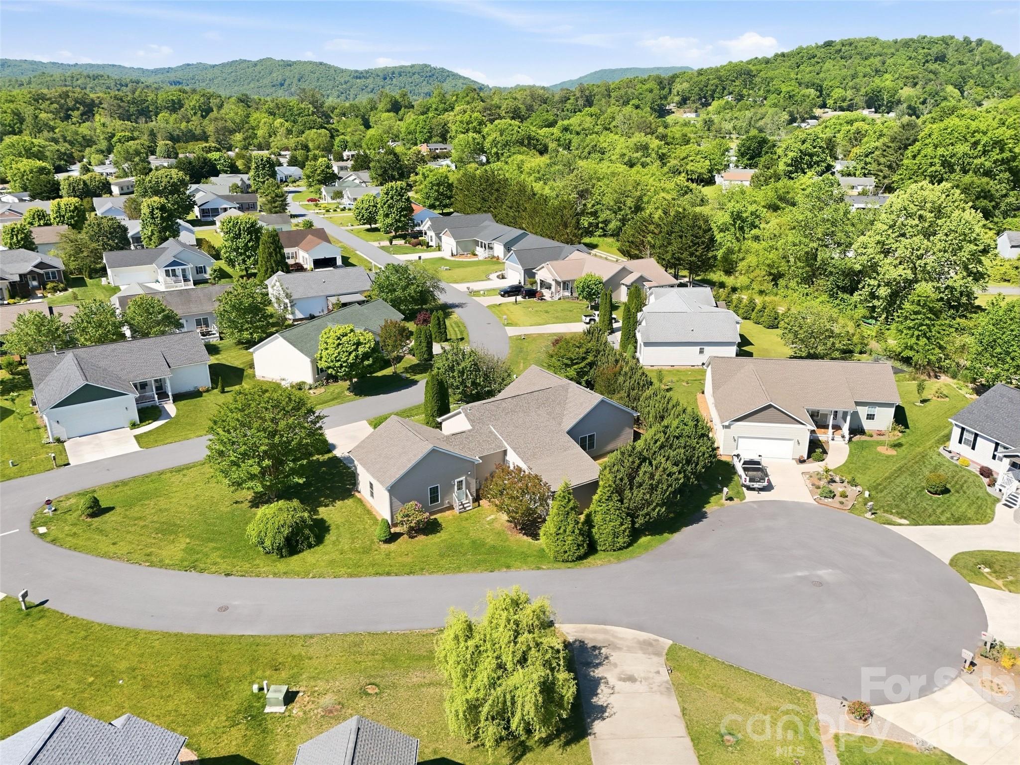 209 Beechnut Drive Hendersonville NC 28739