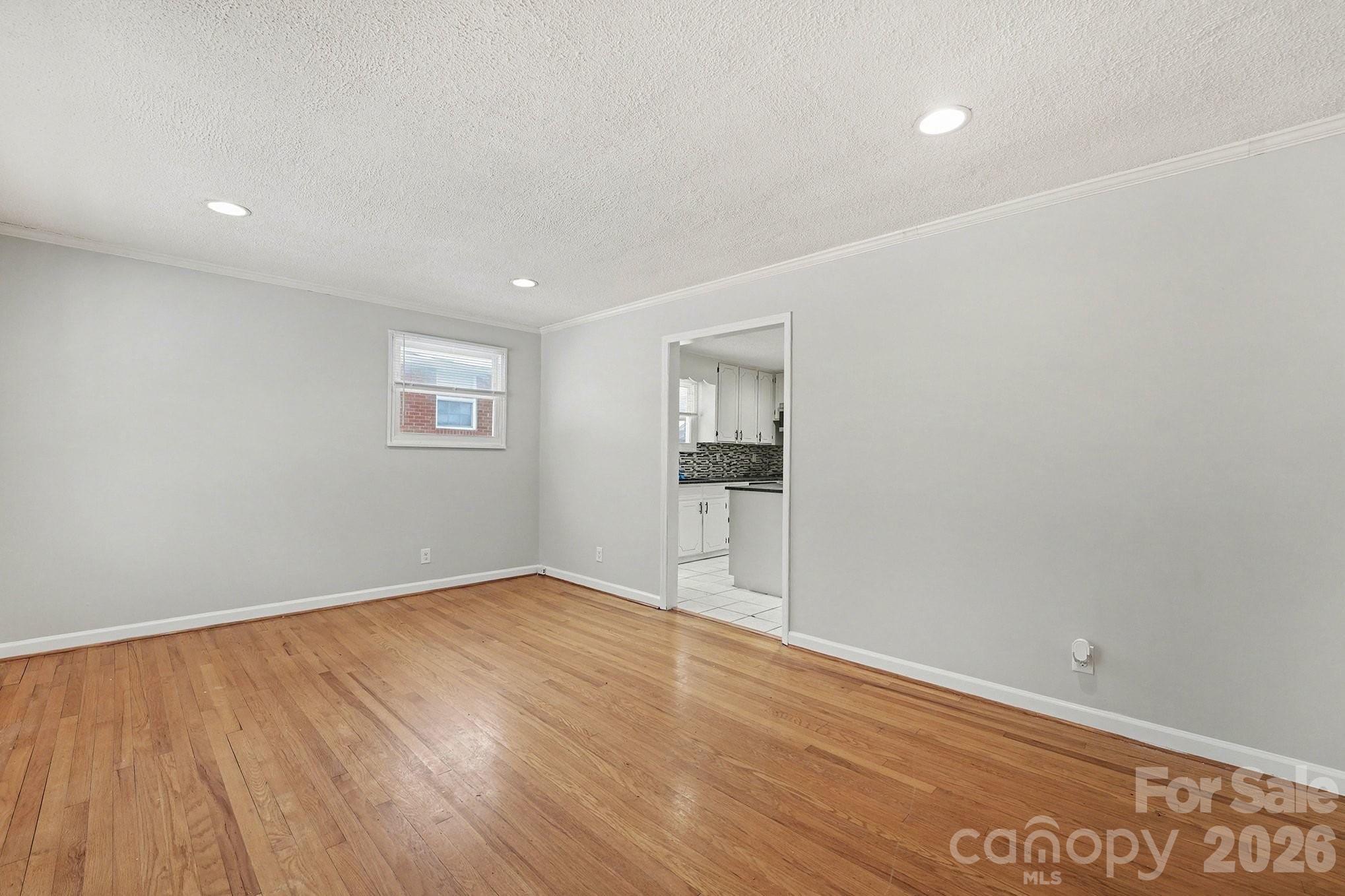 742 N Mulberry Street Statesville NC 28677