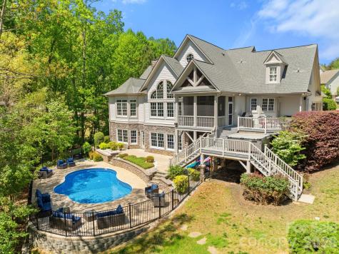 7601 Crossing Ridge Drive Belews Creek NC 27009