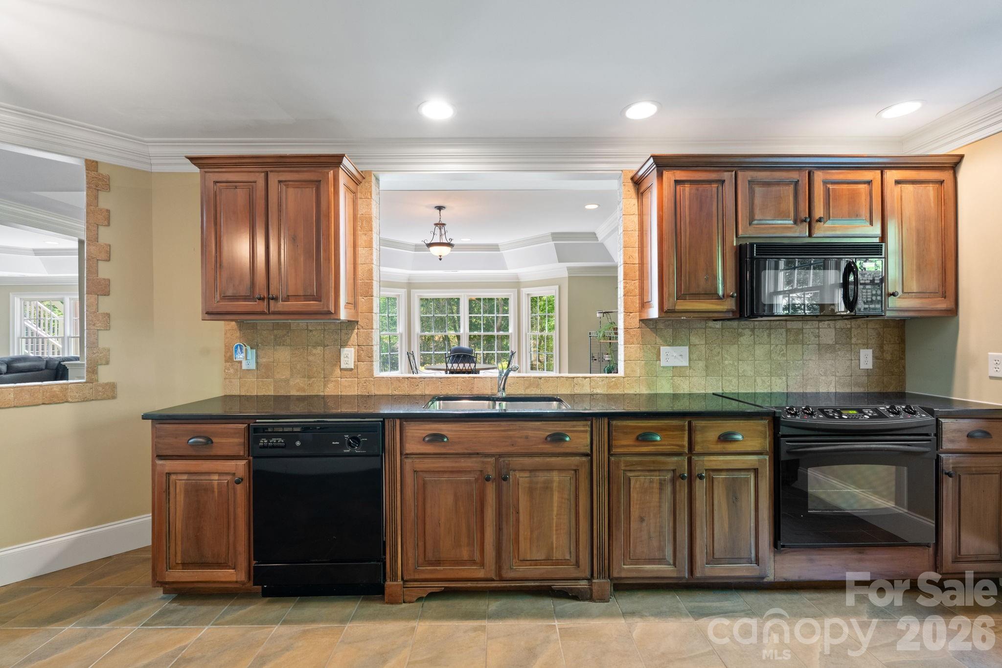 7601 Crossing Ridge Drive Belews Creek NC 27009