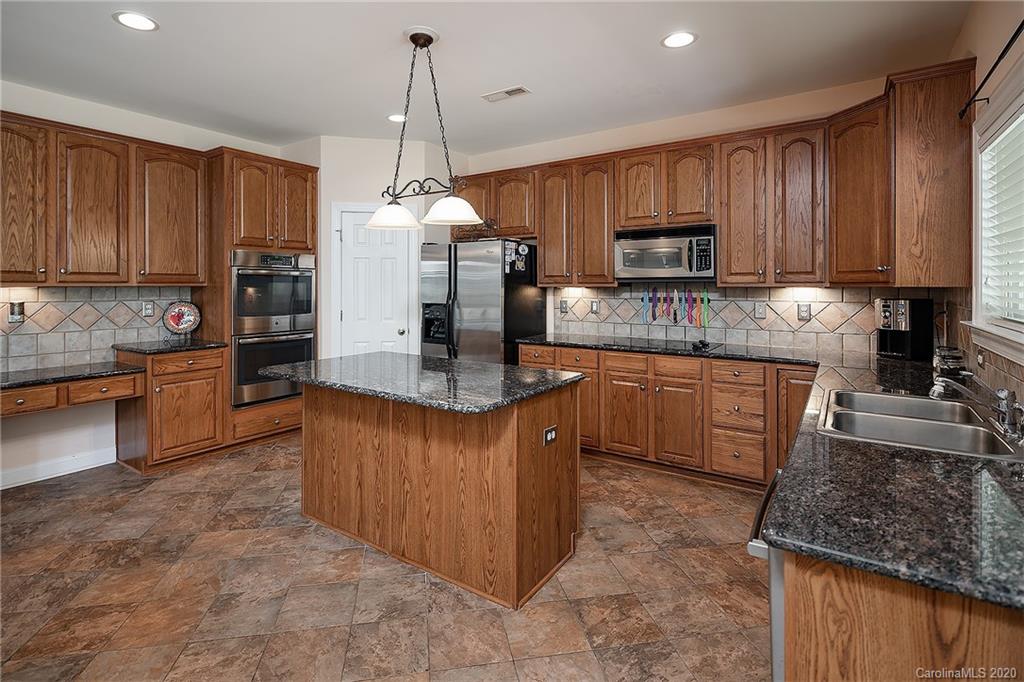 2321 Axford Lane Matthews NC 28105