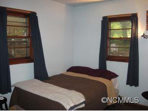 18 Brookdale Road Asheville NC 28804