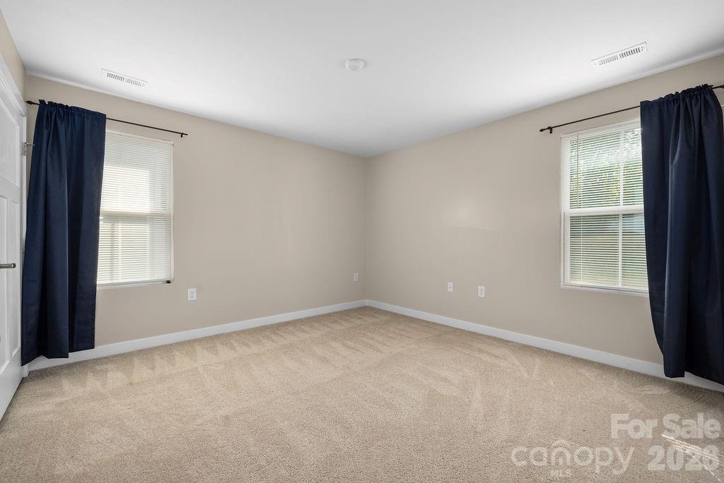 9747 Wardley Drive Charlotte NC 28215