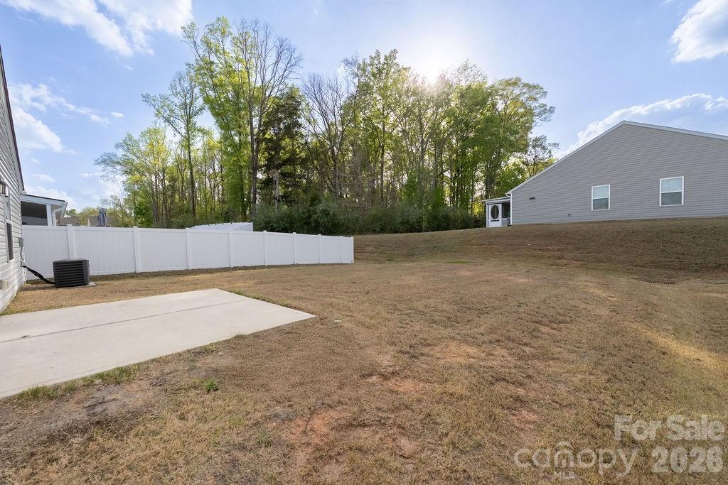 9747 Wardley Drive Charlotte NC 28215