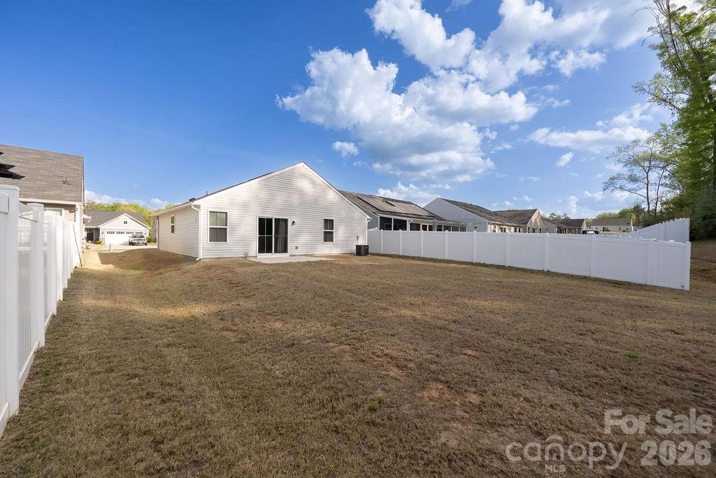 9747 Wardley Drive Charlotte NC 28215