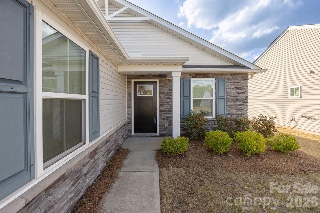 9747 Wardley Drive Charlotte NC 28215