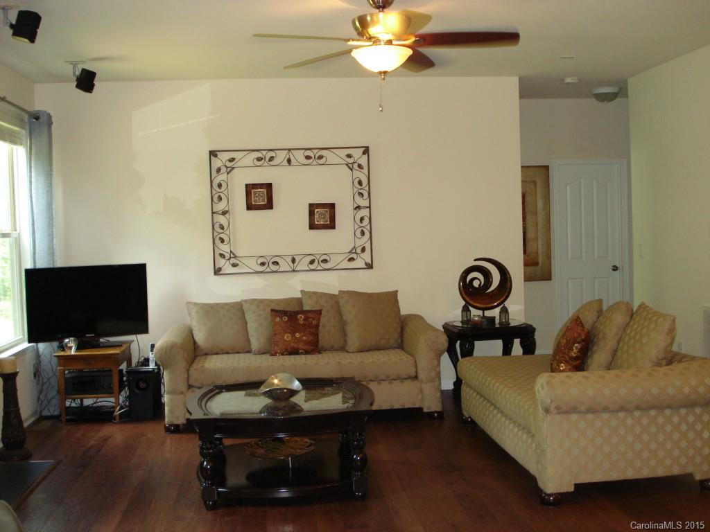1005 Hawker Road Matthews NC 28104