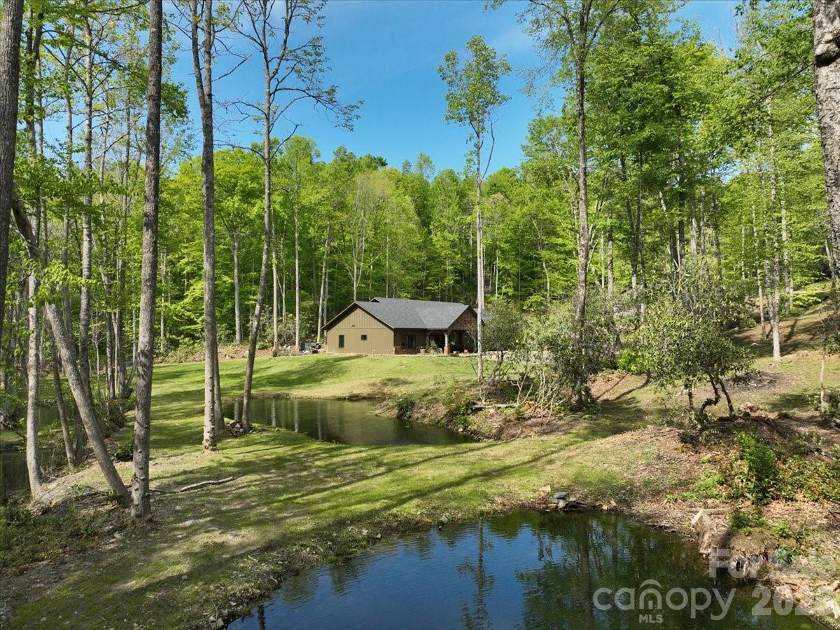 183 Mayfly Court Spruce Pine NC 28777