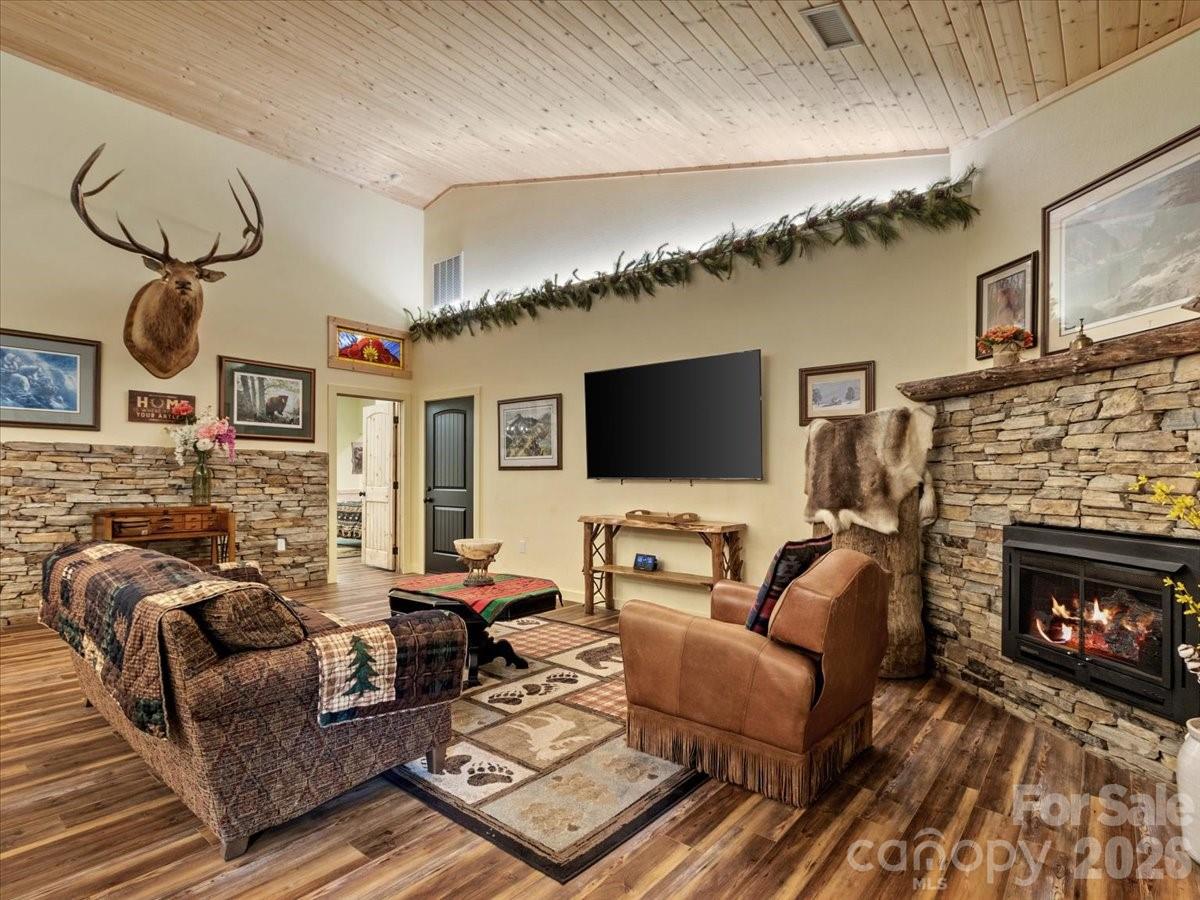 183 Mayfly Court Spruce Pine NC 28777