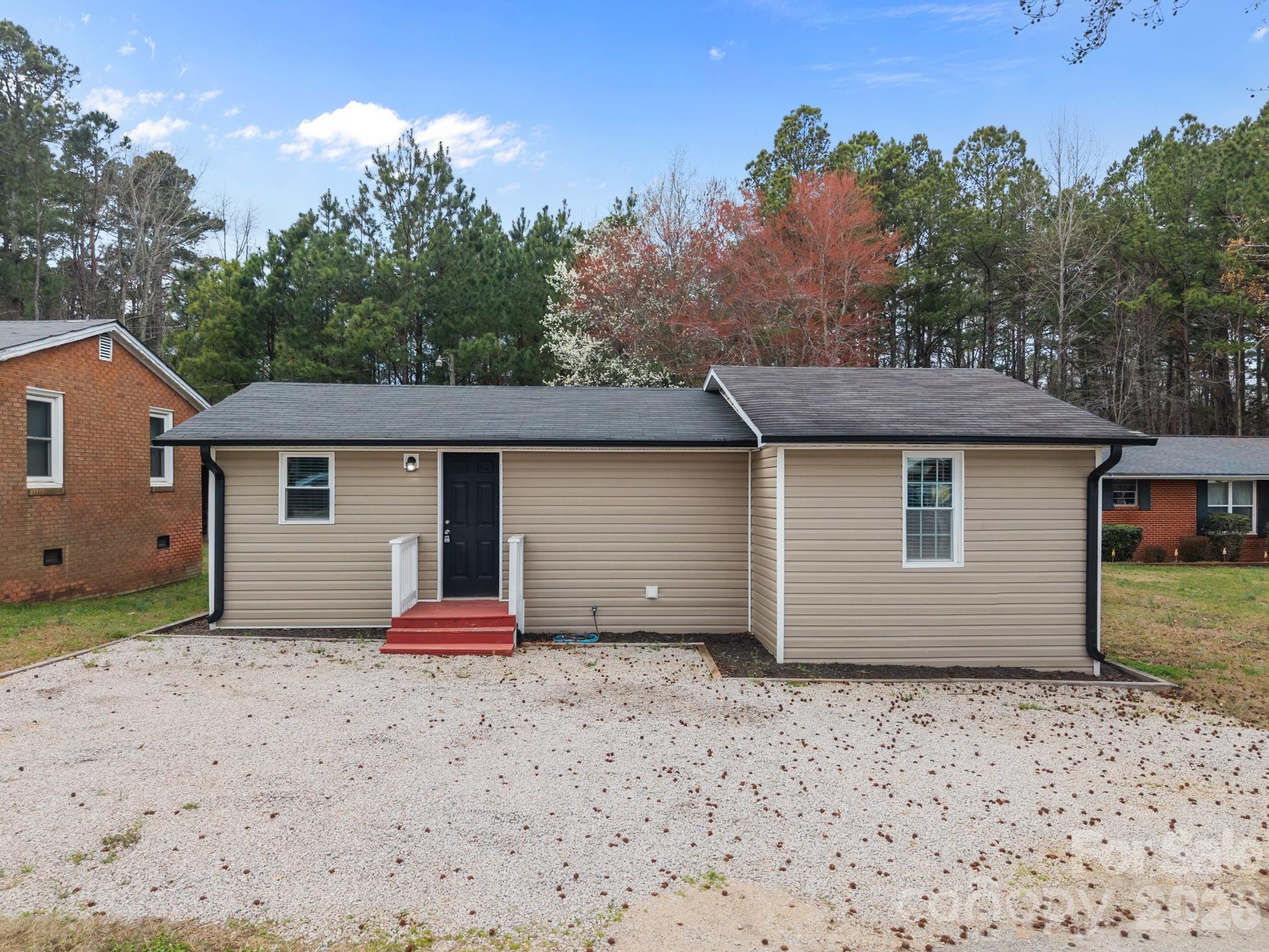 319 N Arnold Street Pageland SC 29728