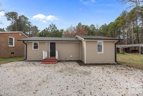 319 N Arnold Street Pageland SC 29728