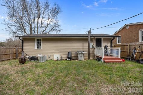 319 N Arnold Street Pageland SC 29728