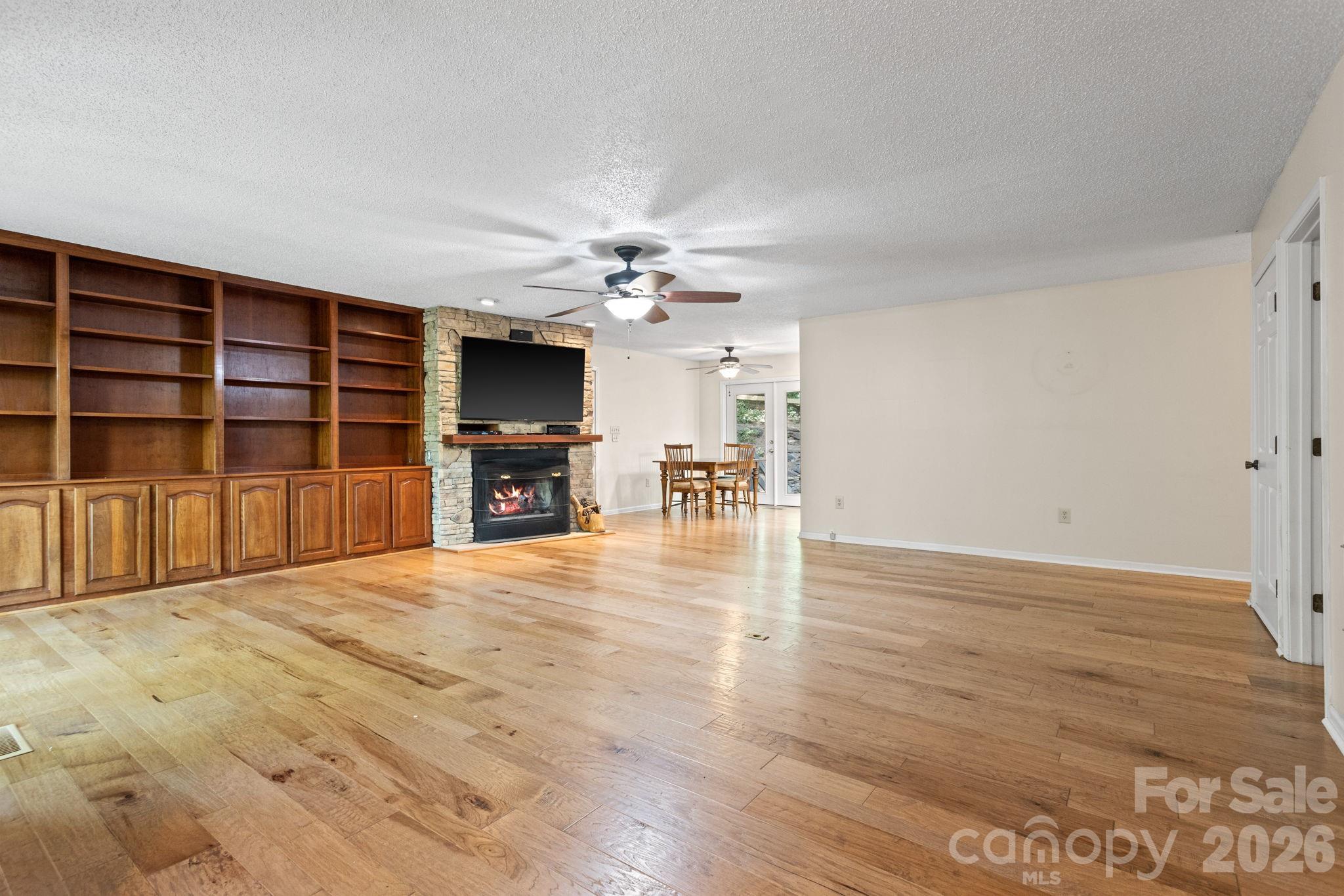 56 Cardinal Circle Tryon NC 28782