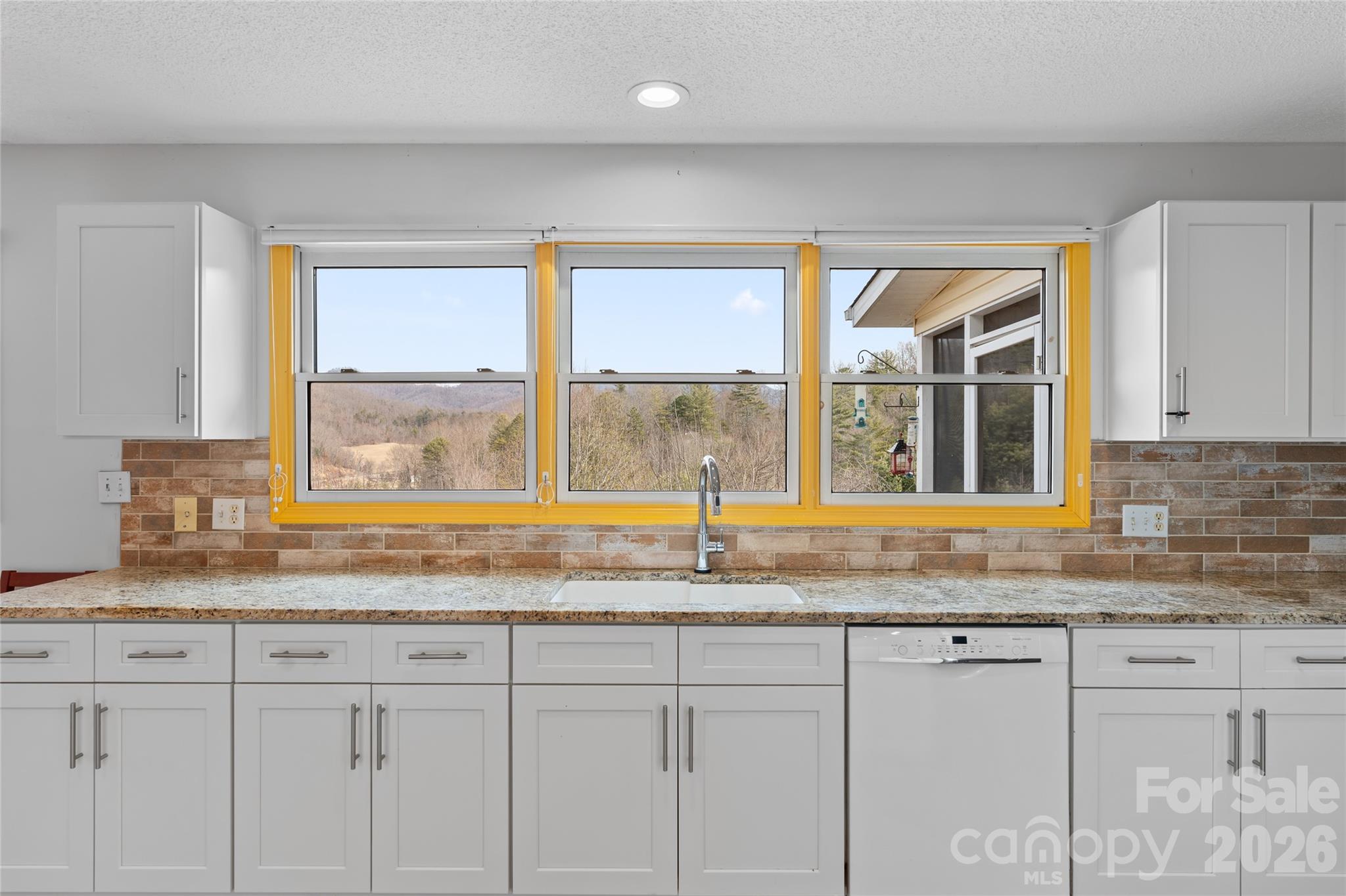 135 Horseshoe Trail Barnardsville NC 28709