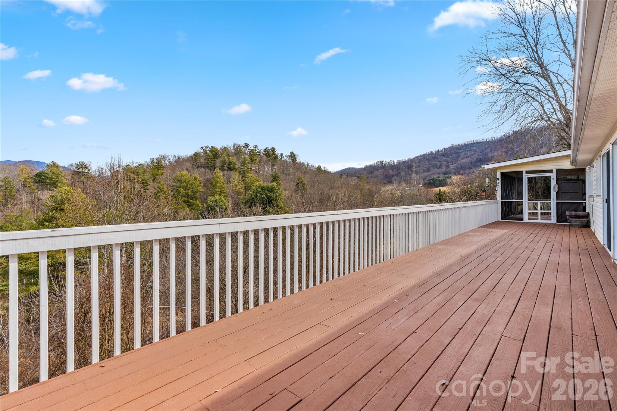 135 Horseshoe Trail Barnardsville NC 28709