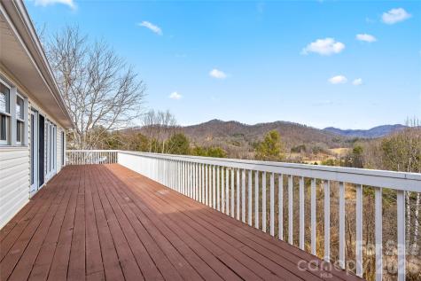 135 Horseshoe Trail Barnardsville NC 28709