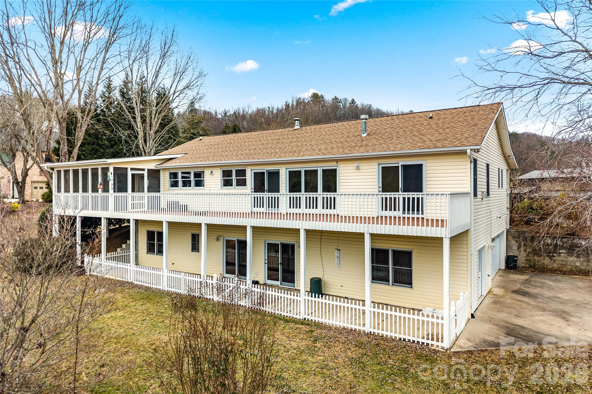 135 Horseshoe Trail Barnardsville NC 28709