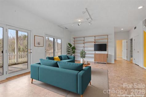 135 Horseshoe Trail Barnardsville NC 28709