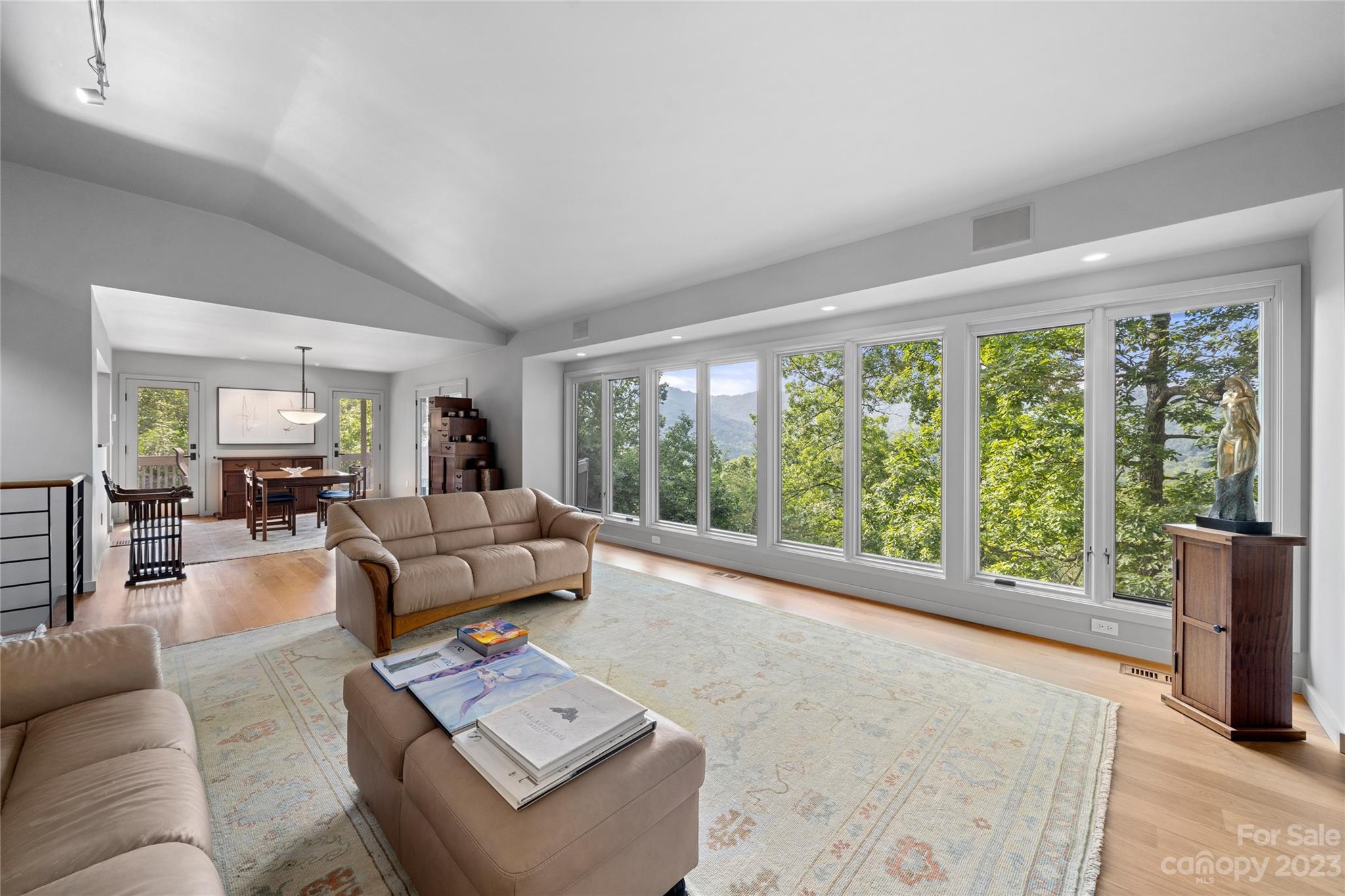 125 Black Oak Drive Asheville NC 28804
