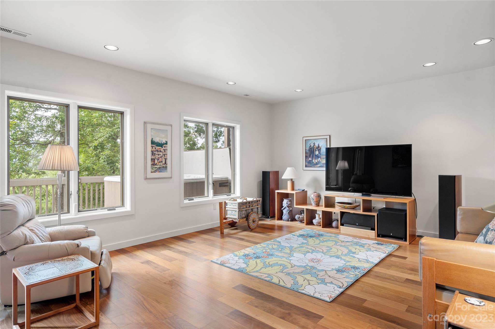 125 Black Oak Drive Asheville NC 28804