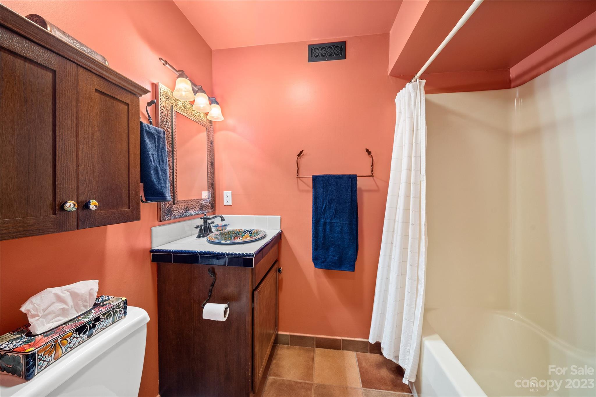 125 Black Oak Drive Asheville NC 28804