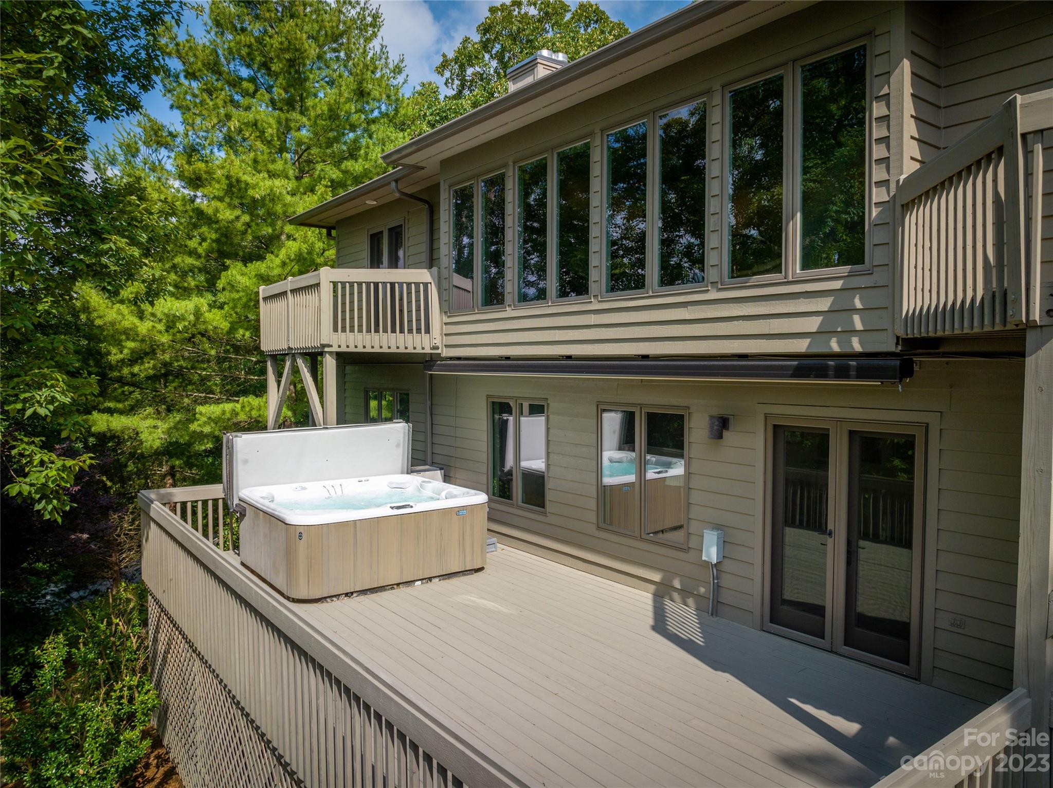 125 Black Oak Drive Asheville NC 28804