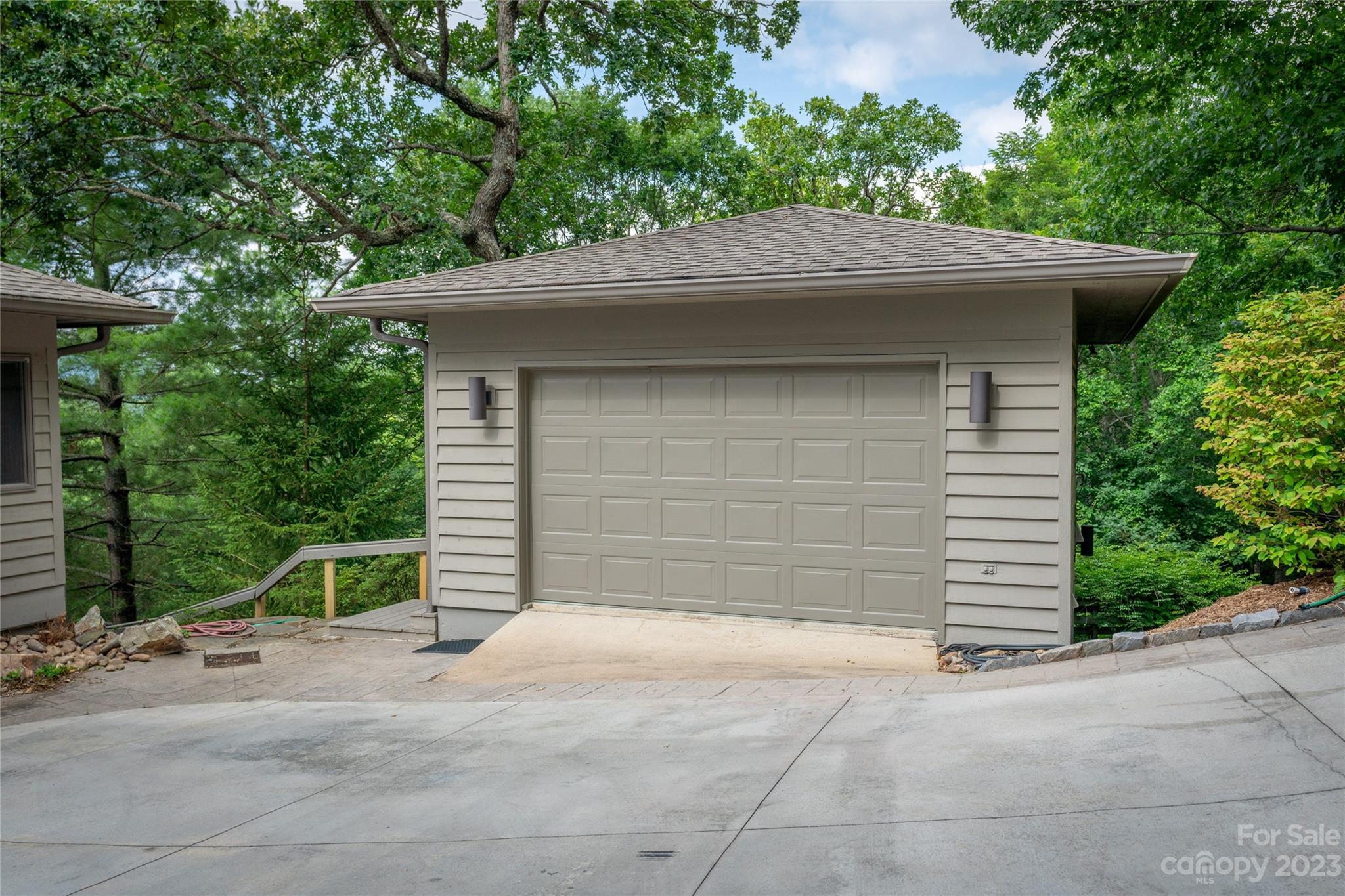 125 Black Oak Drive Asheville NC 28804