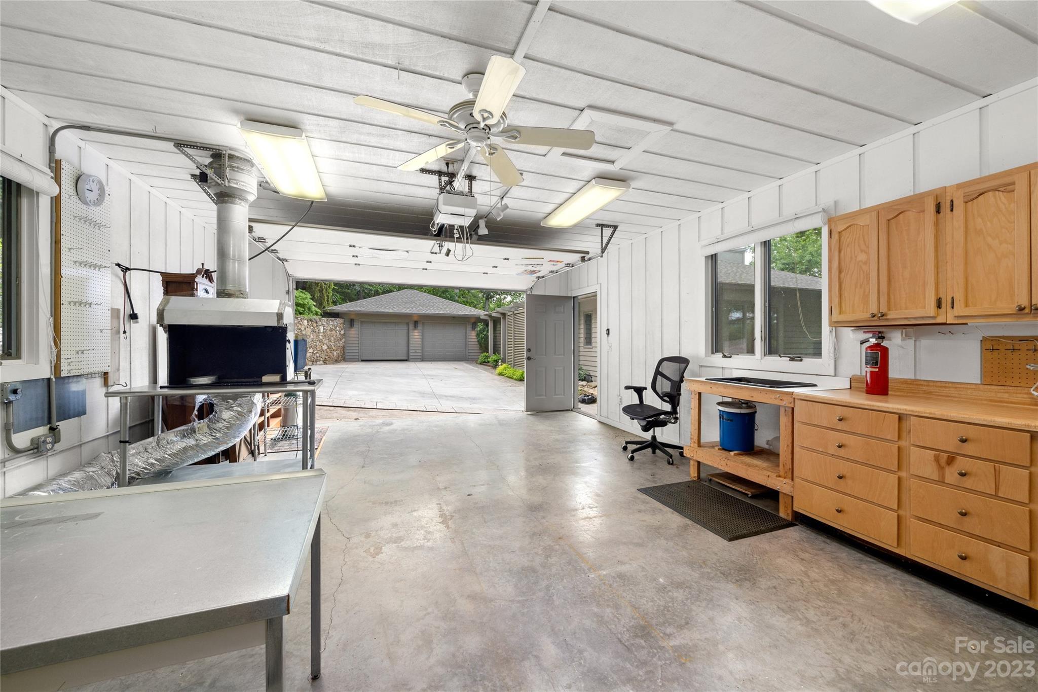 125 Black Oak Drive Asheville NC 28804