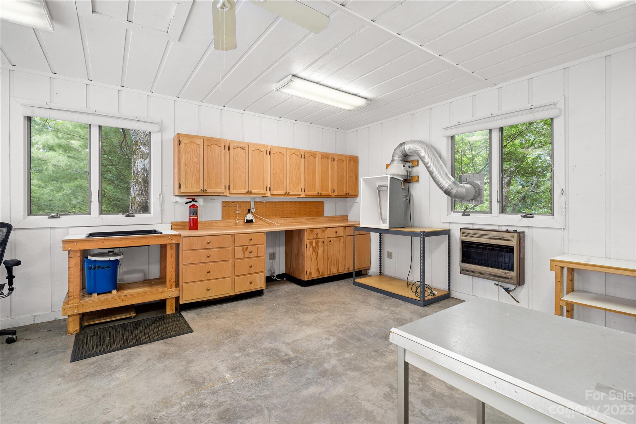 125 Black Oak Drive Asheville NC 28804
