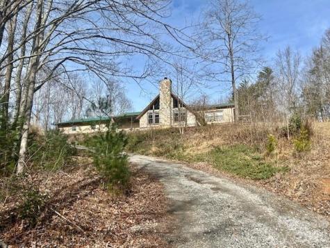 3645 Blue Door School Road Lenoir NC 28645
