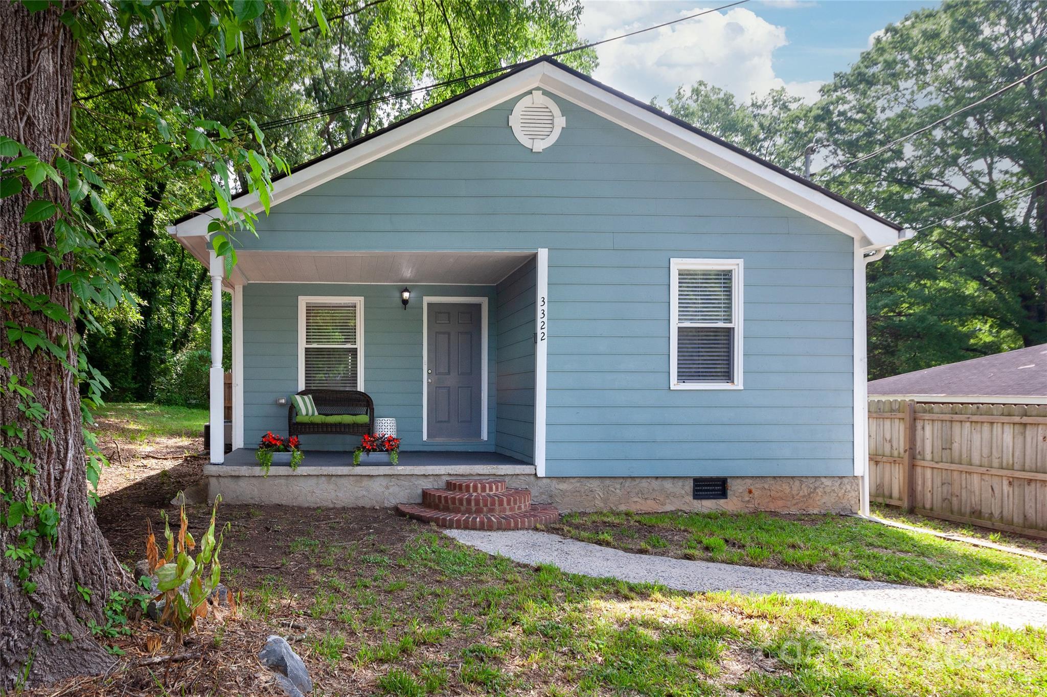 3322 Queens Lane Gastonia NC 28052