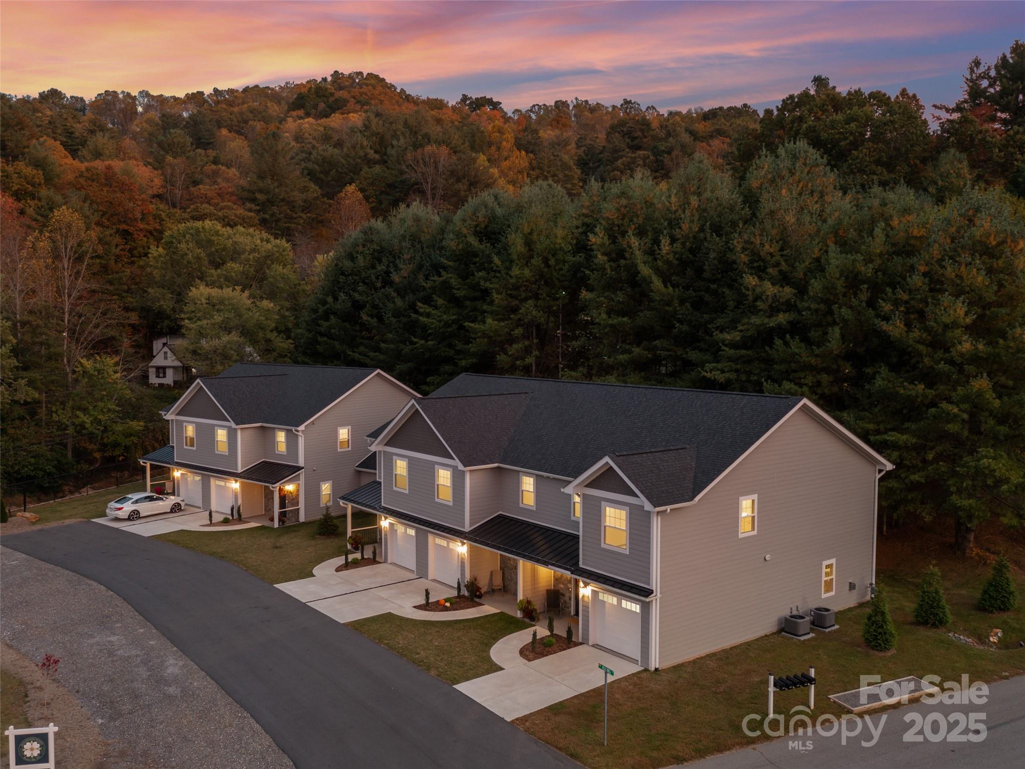 100 Red Twig Lane Burnsville NC 28714