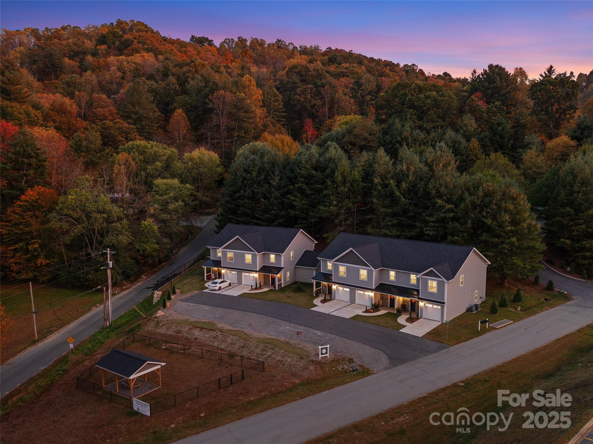 100 Red Twig Lane Burnsville NC 28714