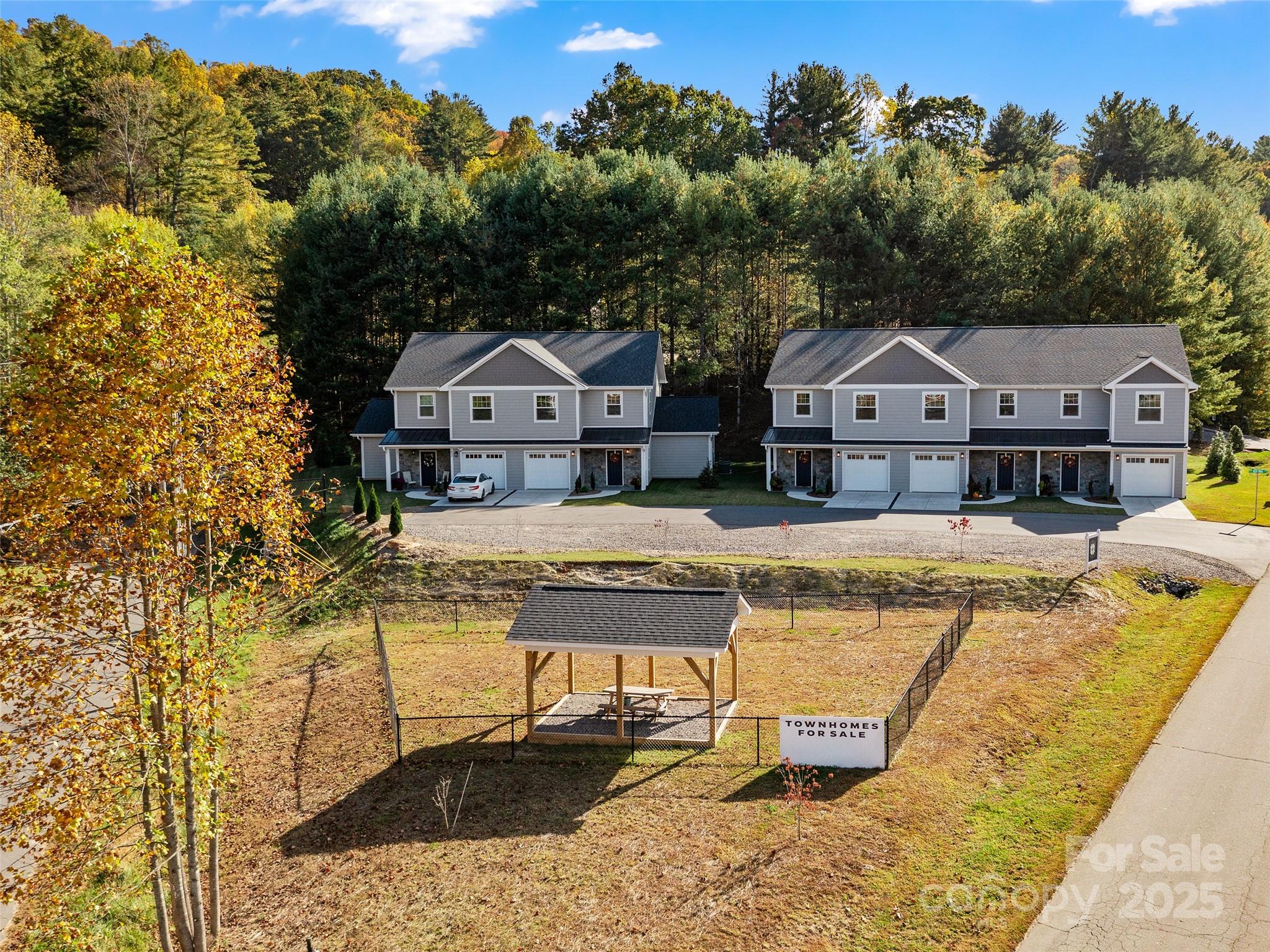 100 Red Twig Lane Burnsville NC 28714