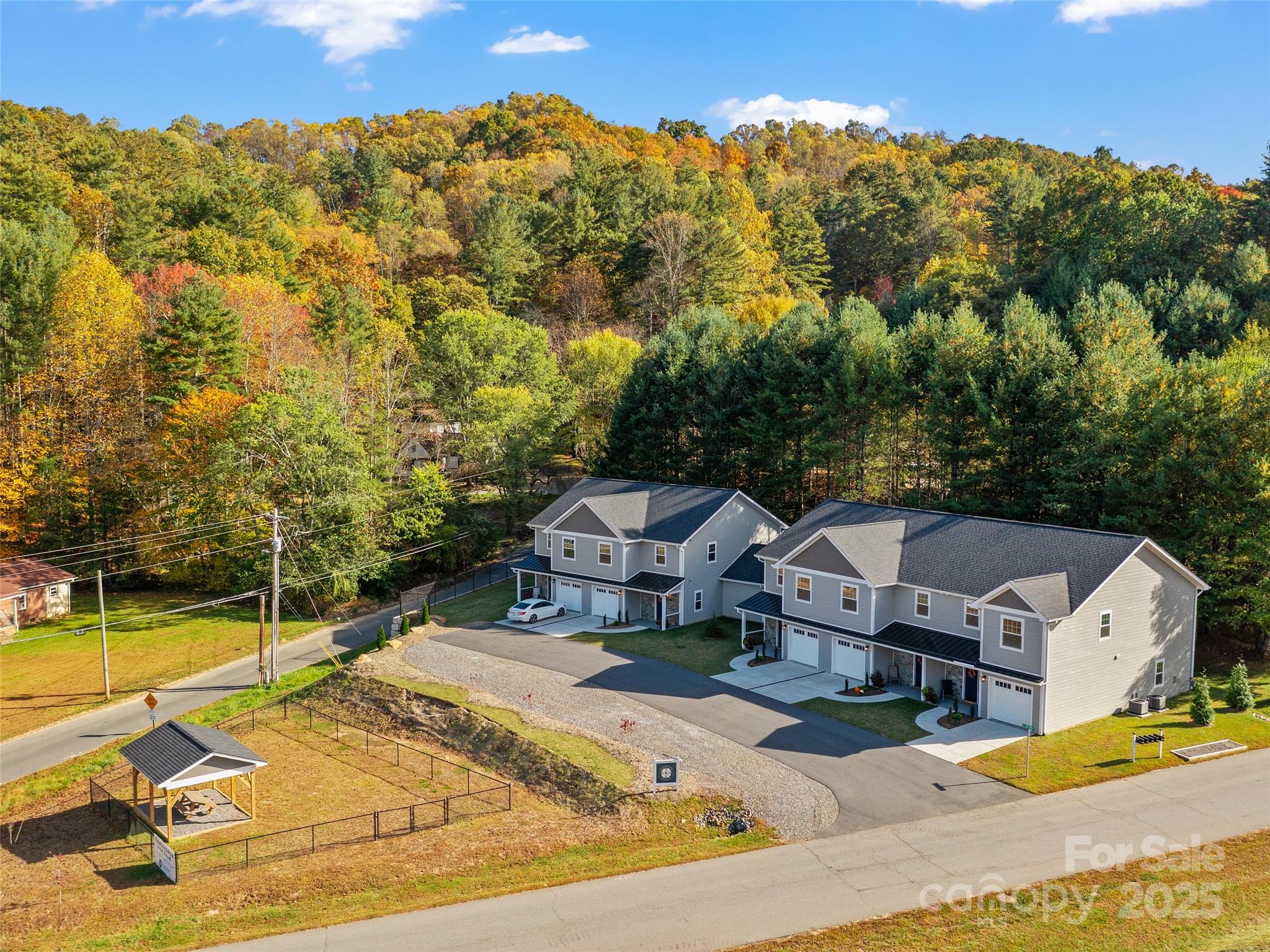 100 Red Twig Lane Burnsville NC 28714