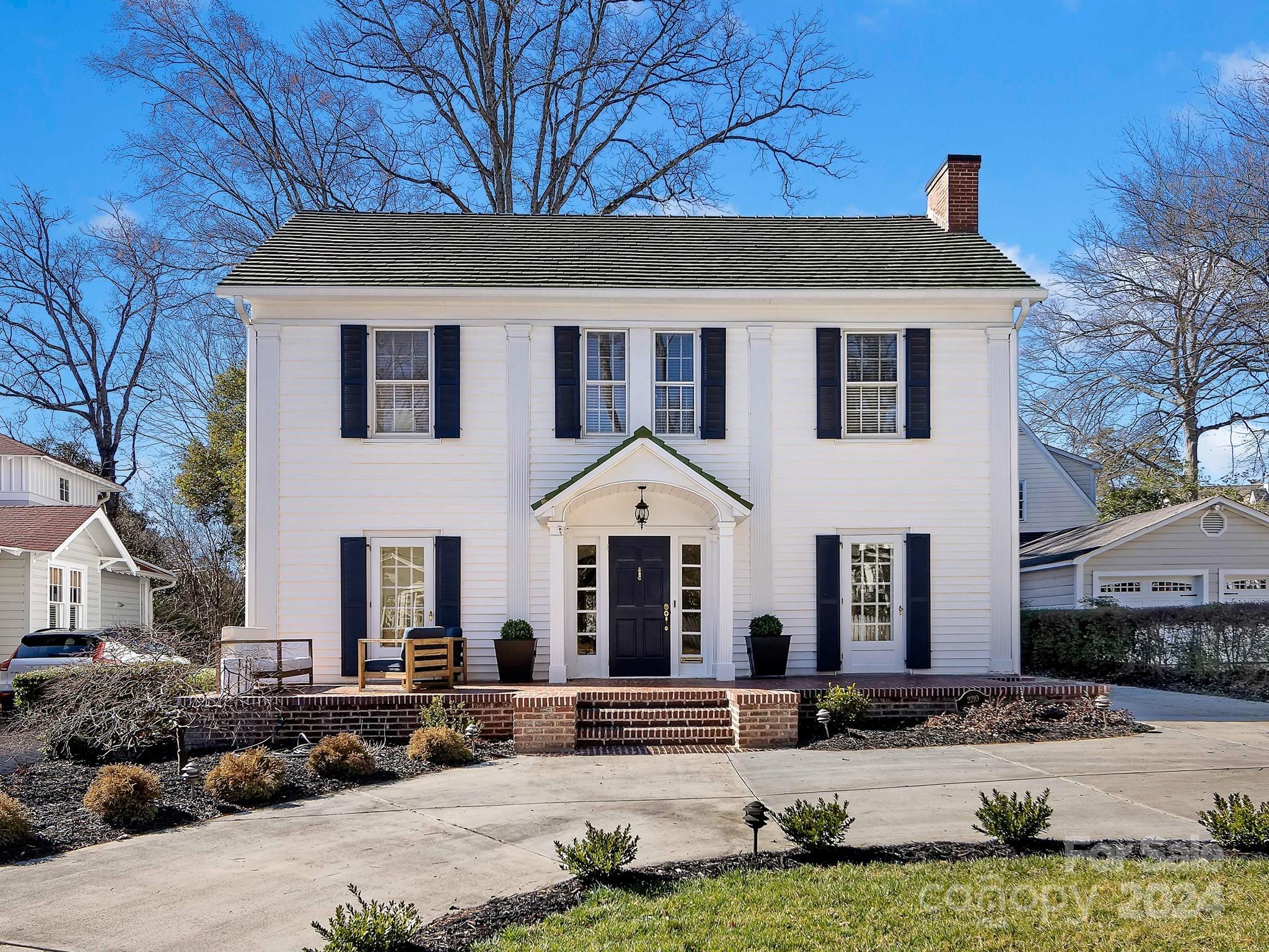 2210 Westminster Place Charlotte NC 28207
